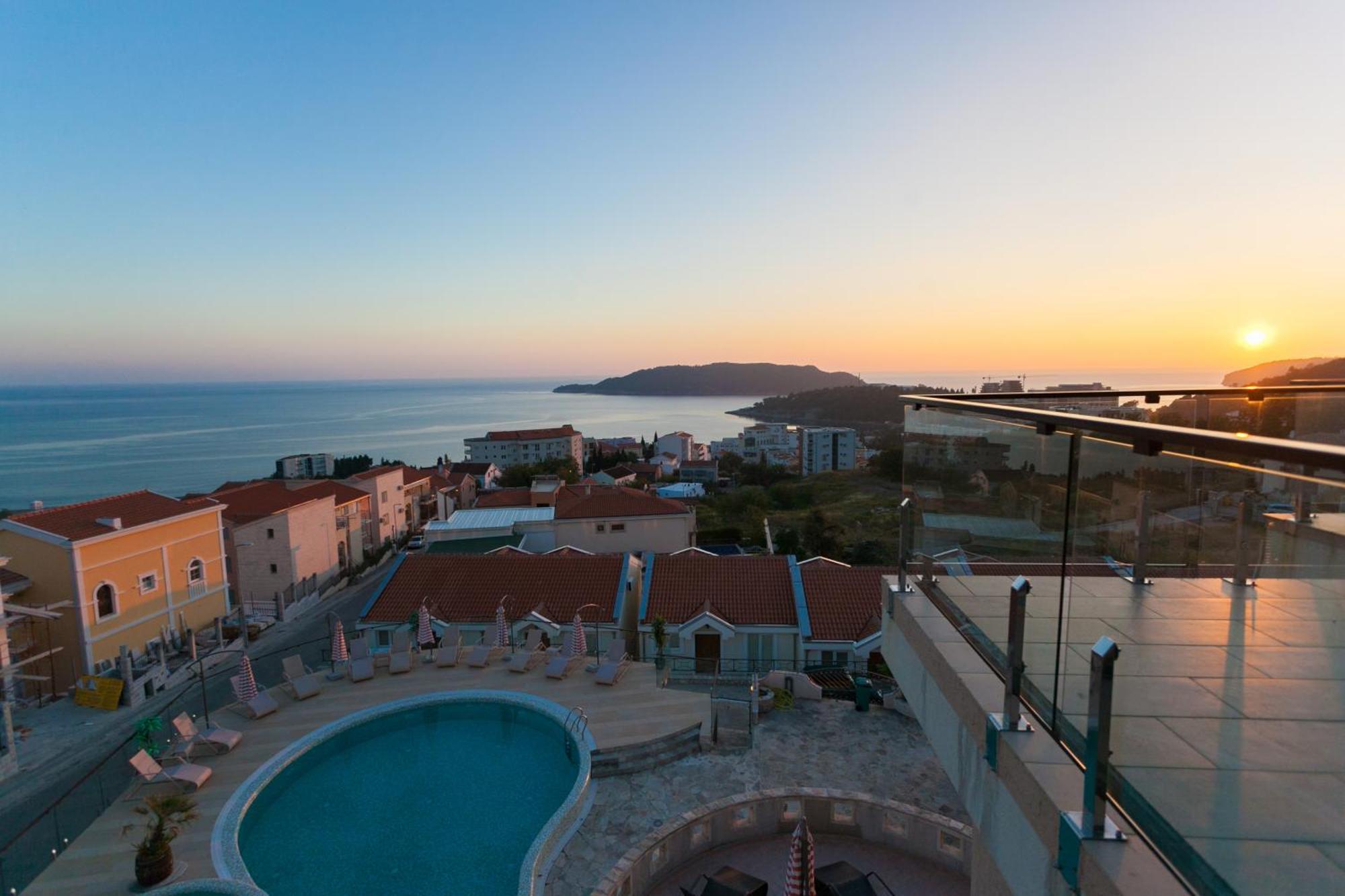Spa Resort Luxury Apartments Будва Екстериор снимка